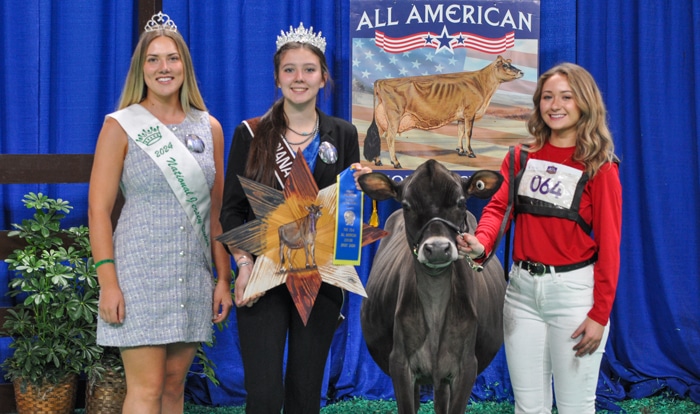 JrJuniorChampionBestBredAndOwned